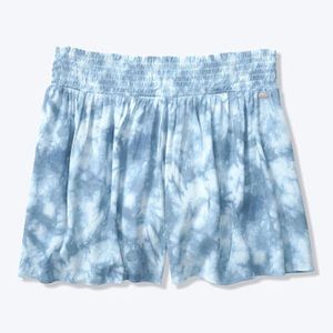 NWT VS PINK Smocked Shorts